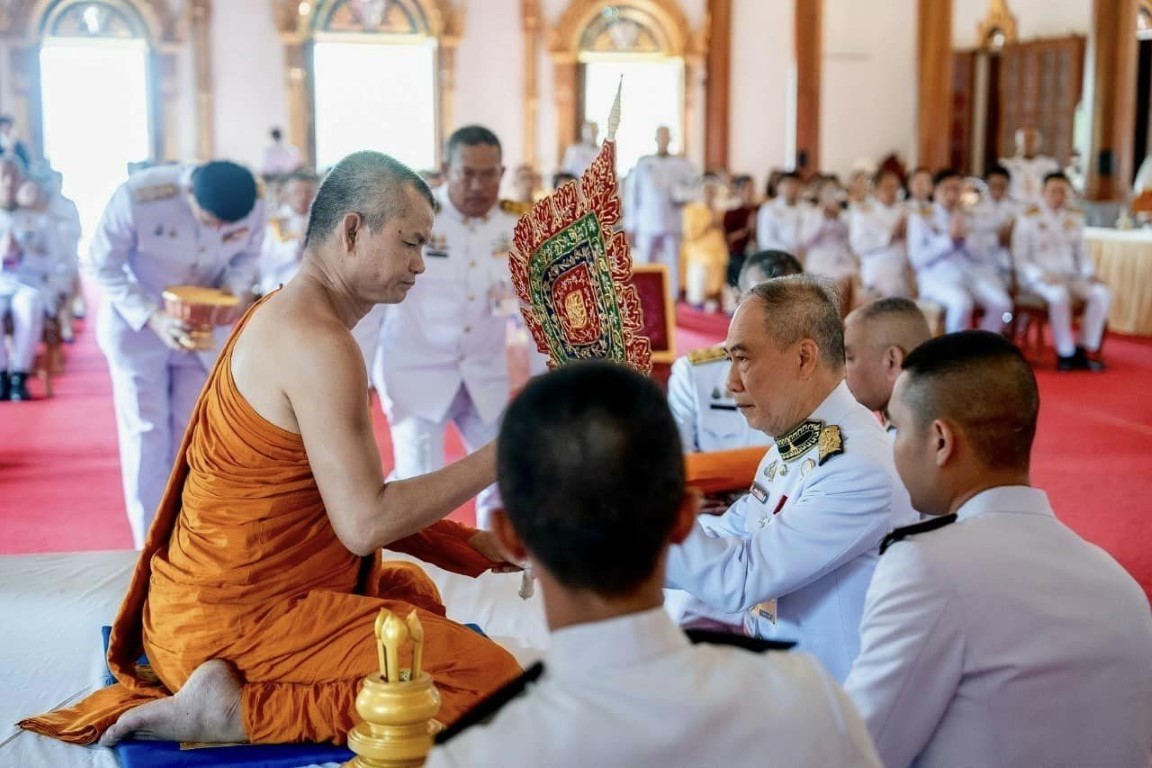 พิธีเชิญสัญญาบัตรพัดยศ และผ้าไตร ถวายแด่ พระราชเมธีวชิรดิลก, ดร. ผู้อำนวยการศูนย์บริการวิชาการ